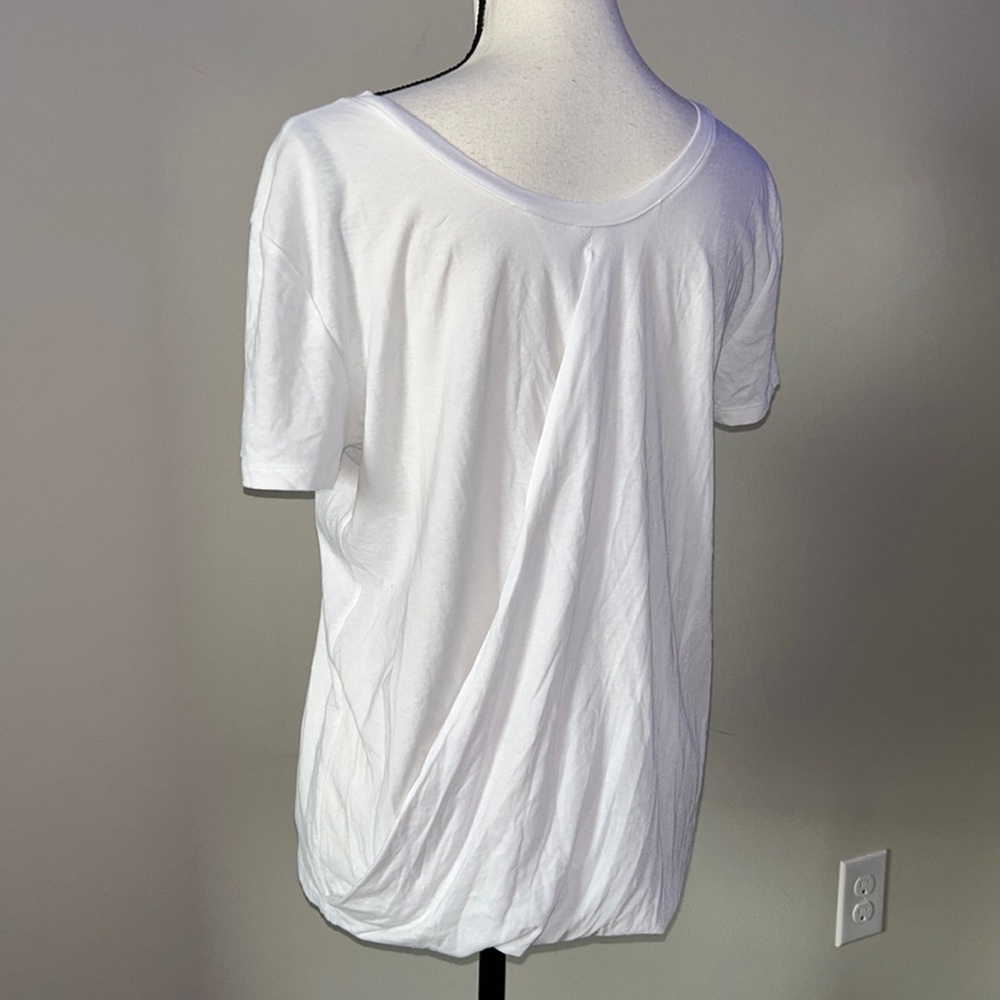 Victorias sport cross back white T